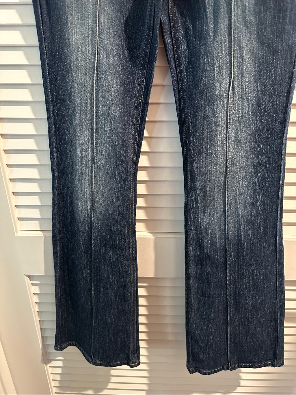 Nwt Rise Five Pocket Bootcut Jeans With Front Seam And Double Button/Zip Front. — image 3 of 6